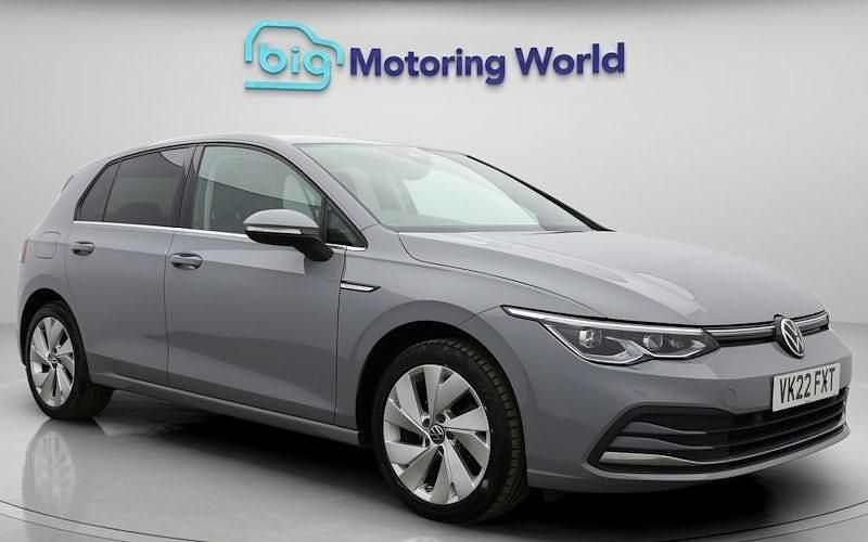 Used VW Golf VIII Style 131 HP (96 kW) 2024 Hatchback