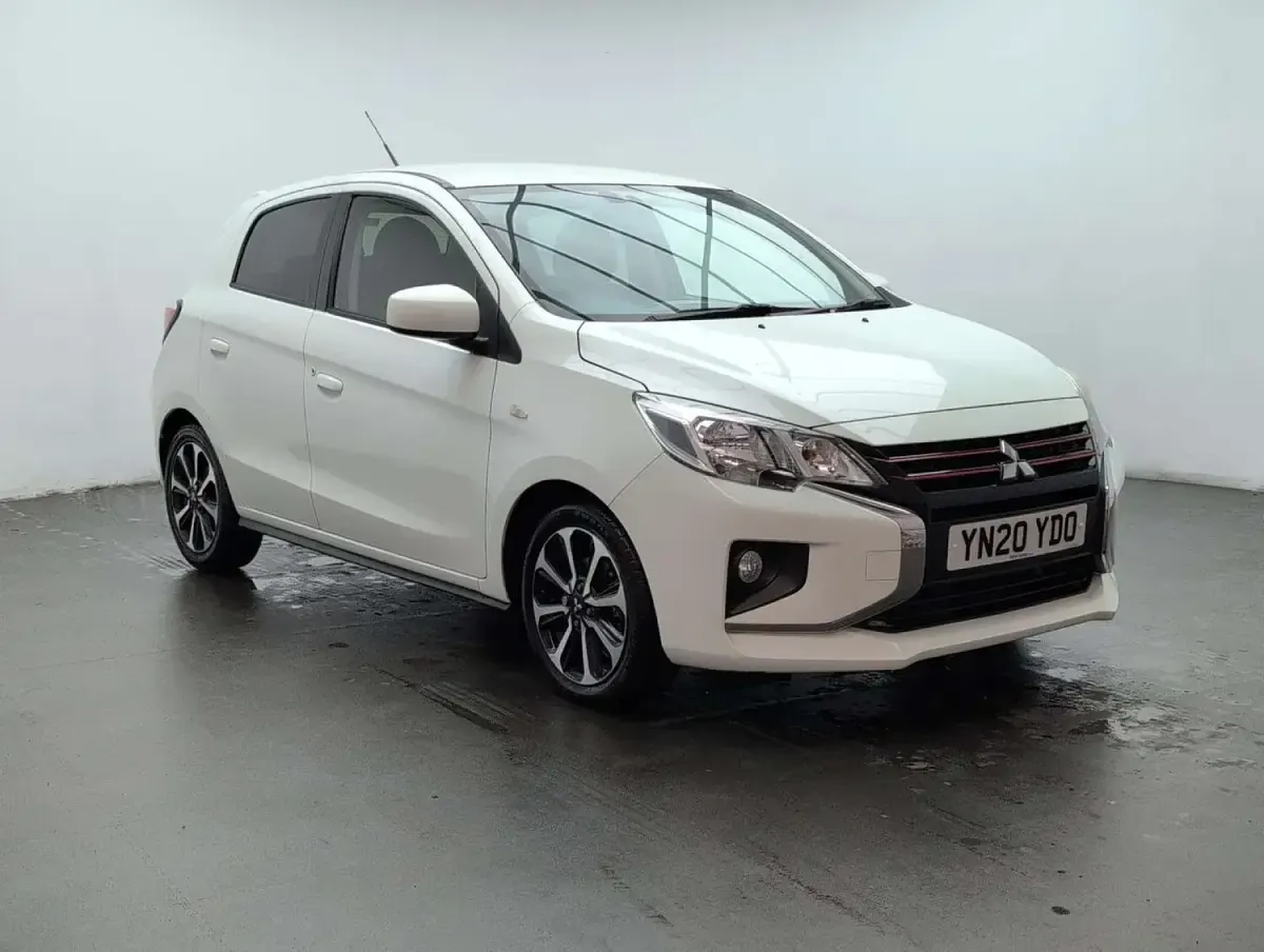 Used Mitsubishi Mirage 78 HP (57 kW) 2020 White Hatchback