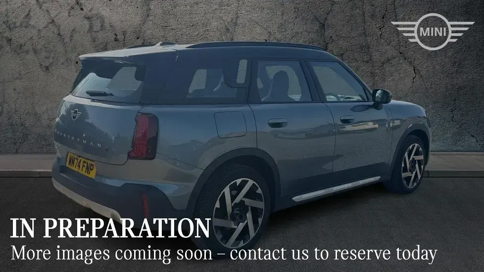 Used Mini Countryman 215 HP (158 kW) 2024 Green SUV