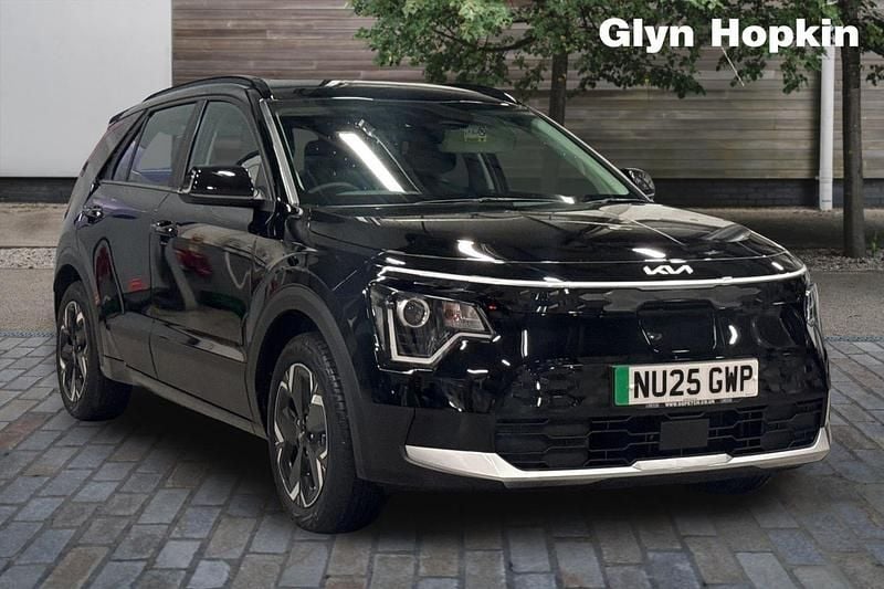 Black Used 2025 Kia Niro SUV | £23,126 (Fair price) - Image 1/4