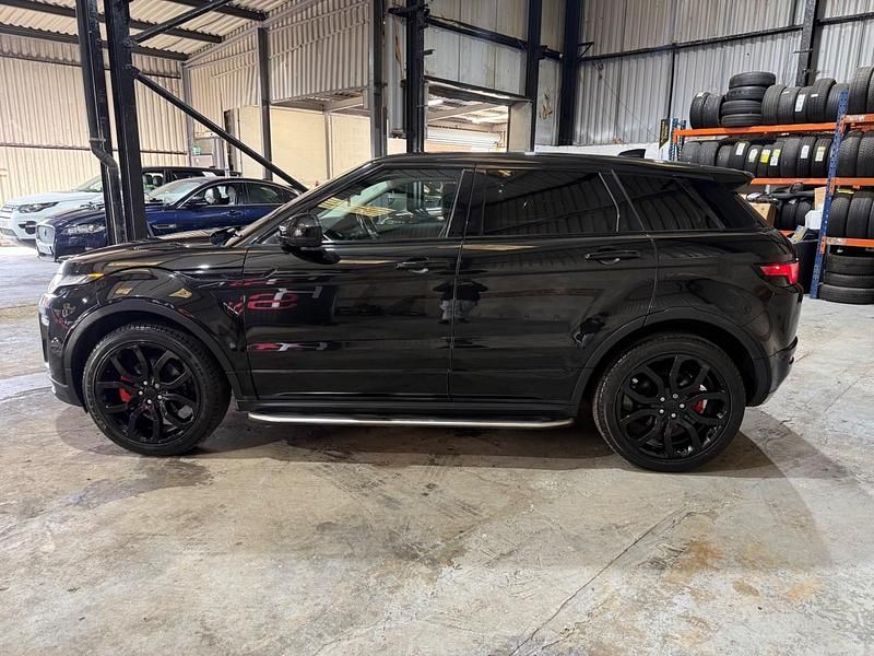 Used Land Rover Range Rover evoque HSE Dynamic 180 HP (132 kW) 2017 Black Estate