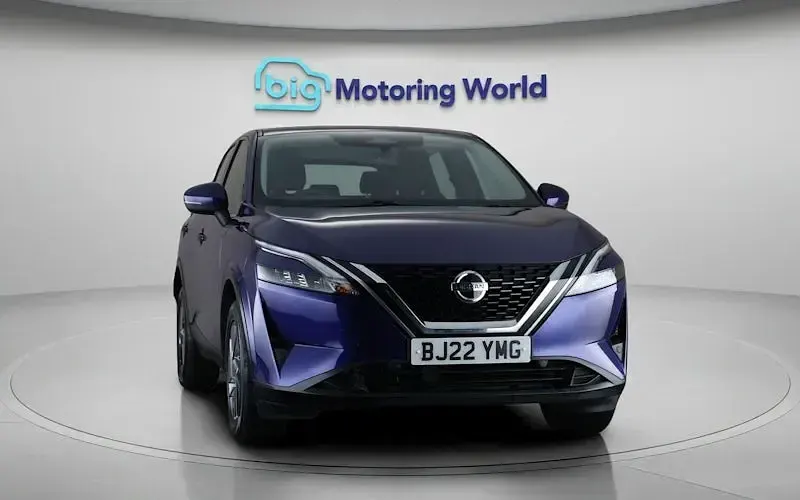 Used Nissan Qashqai Acenta Premium 140 HP (102 kW) 2022 Blue SUV
