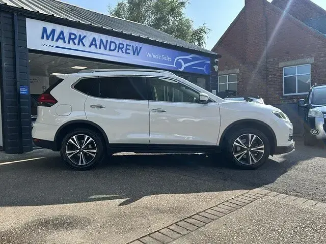 Used Nissan X-Trail N-Connecta 150 HP (110 kW) 2019 White SUV