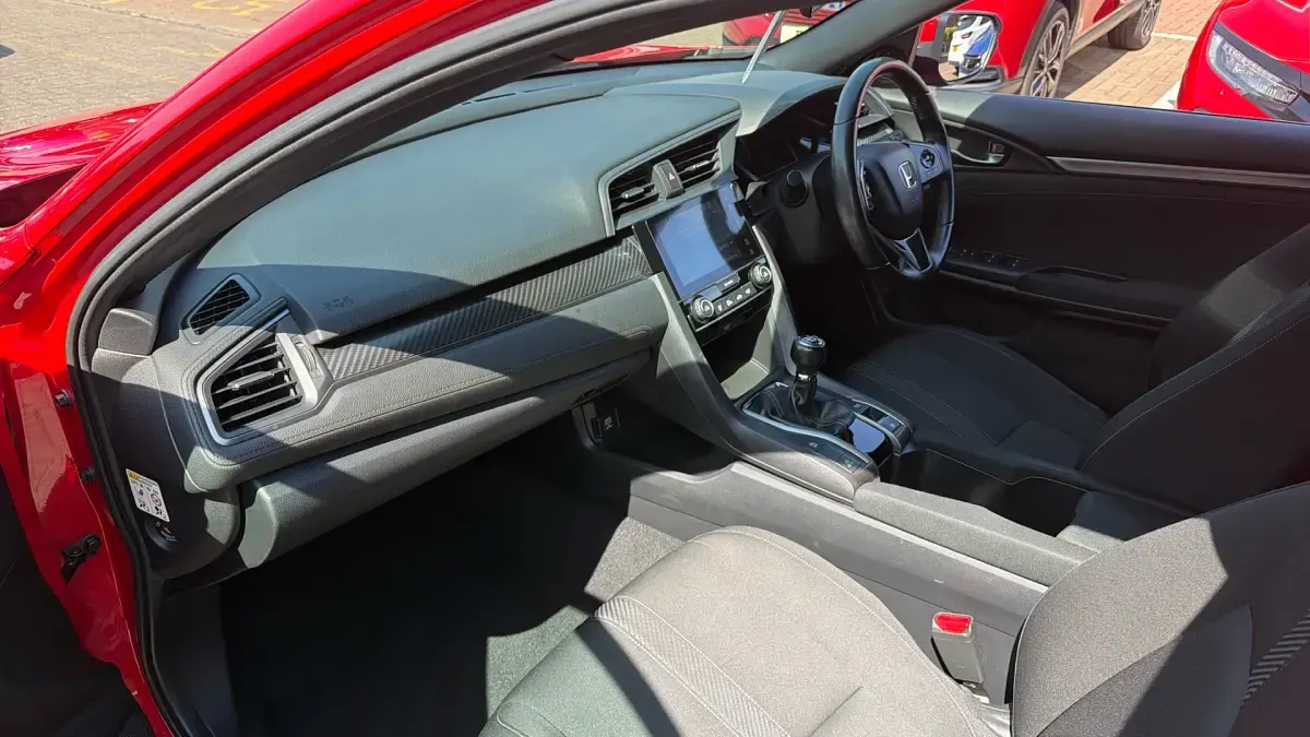 Used Honda Civic Sport 182 HP (133 kW) 2019 Red Hatchback