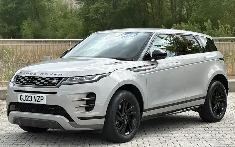 Gebraucht Land Rover Range Rover evoque R-Dynamic 309 PS (227 kW) 2023 Silber SUV