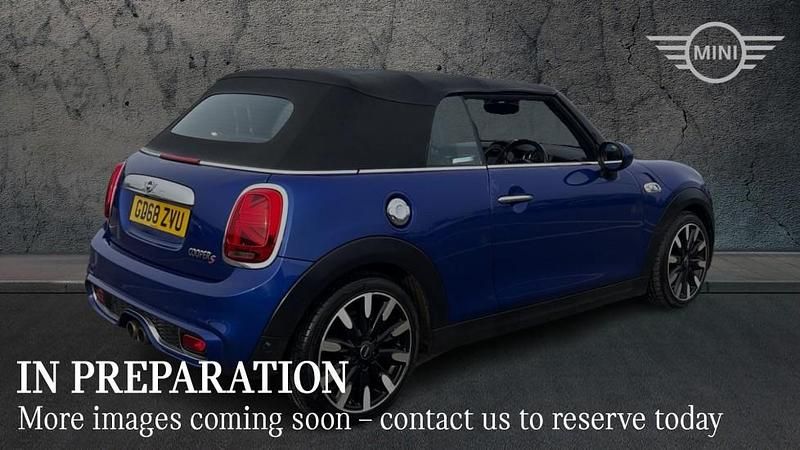Used Mini Cooper S Exclusive 189 HP (139 kW) 2018 Blue Hatchback