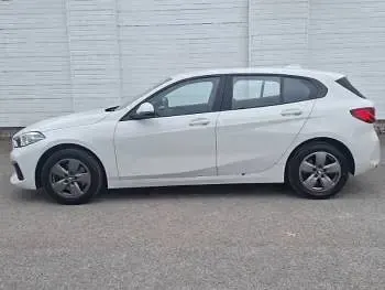Used BMW 118 Comfort Edition 140 HP (102 kW) 2020 White Hatchback