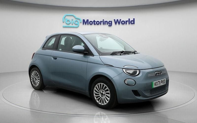 Used 2023 Fiat 500e Action Hatchback | £9,800 (Good price) - Image 1/4