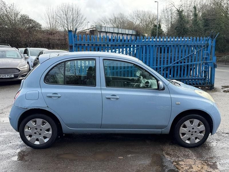 Used Nissan Micra SE 79 HP (58 kW) 2005 Blue Hatchback