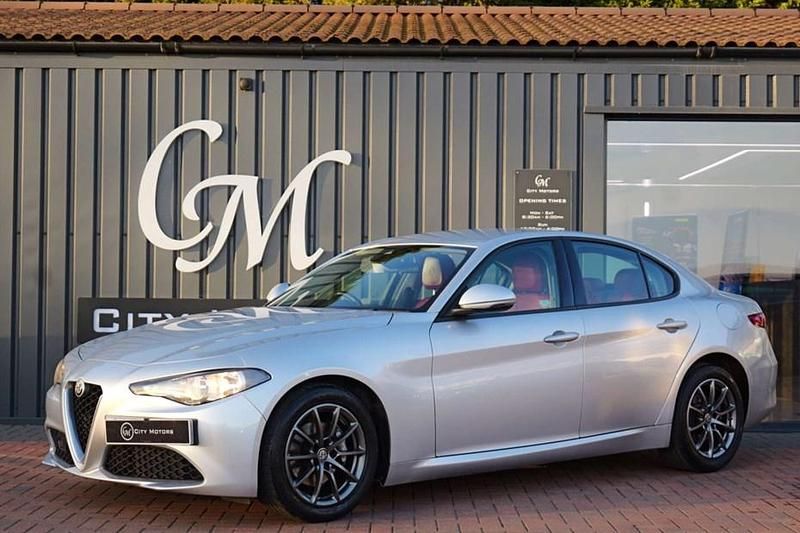 Silver Used 2018 Alfa Romeo Giulia Super Sedan | £11,490 (Fair price) - Image 1/1