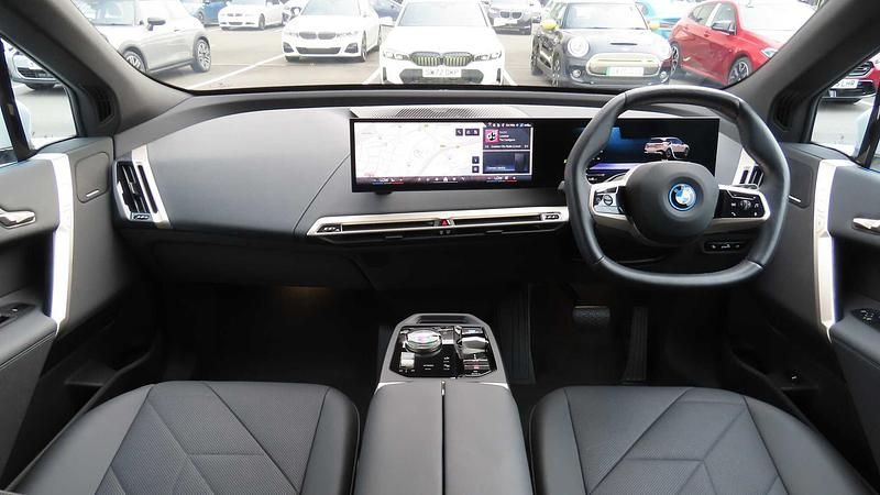 Used BMW iX M Sport 236 kW (322 HP) 2025 White SUV