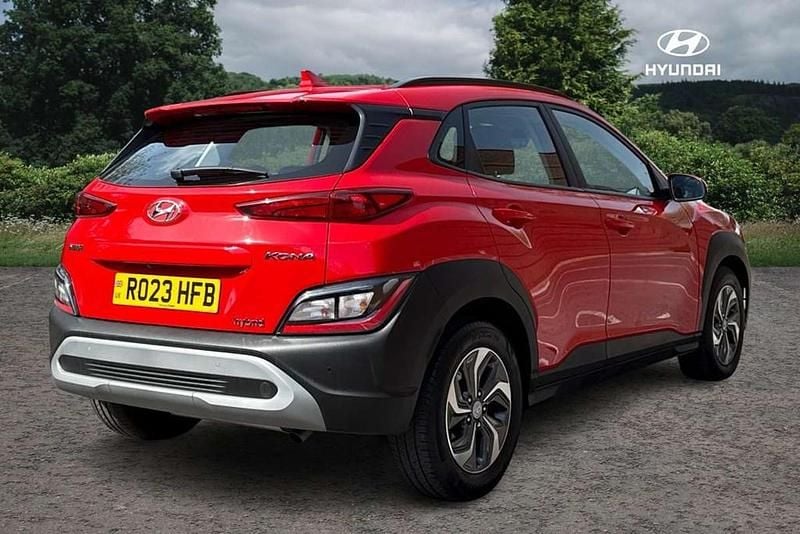 Used Hyundai Kona SE 139 HP (102 kW) 2023 Red SUV