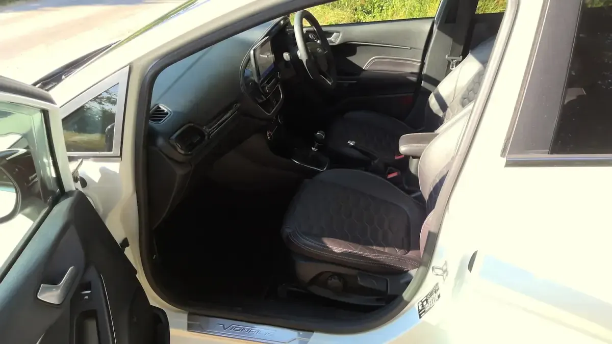Used Ford Fiesta 2018 White Hatchback