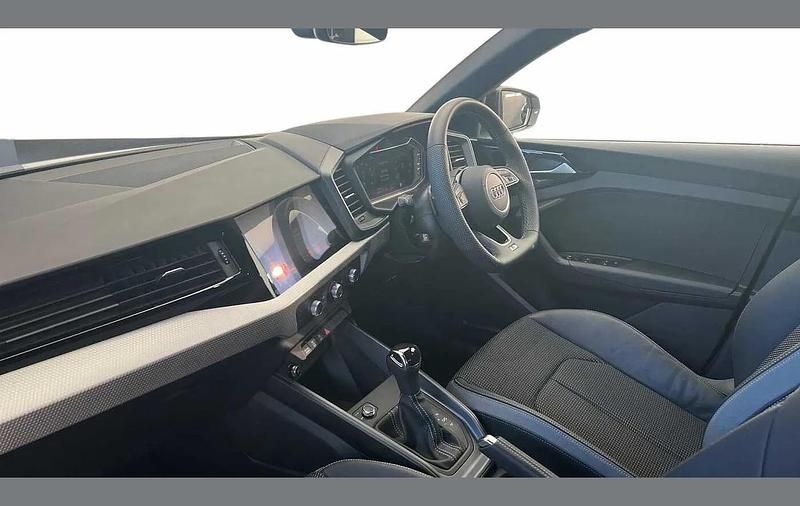 Used Audi A1 Black Edition 113 HP (83 kW) 2025 Silver SUV