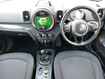 Used Mini Cooper D 150 HP (110 kW) 2018 Green Hatchback