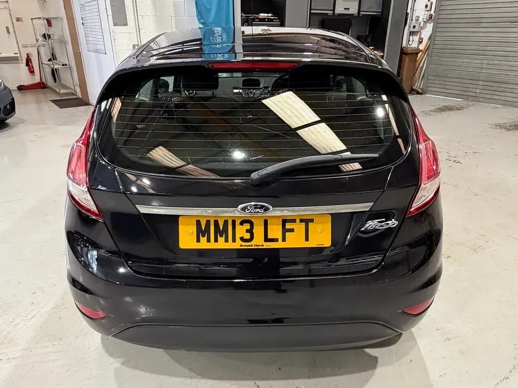 Used Ford Fiesta Zetec 82 HP (60 kW) 2013 Black Hatchback