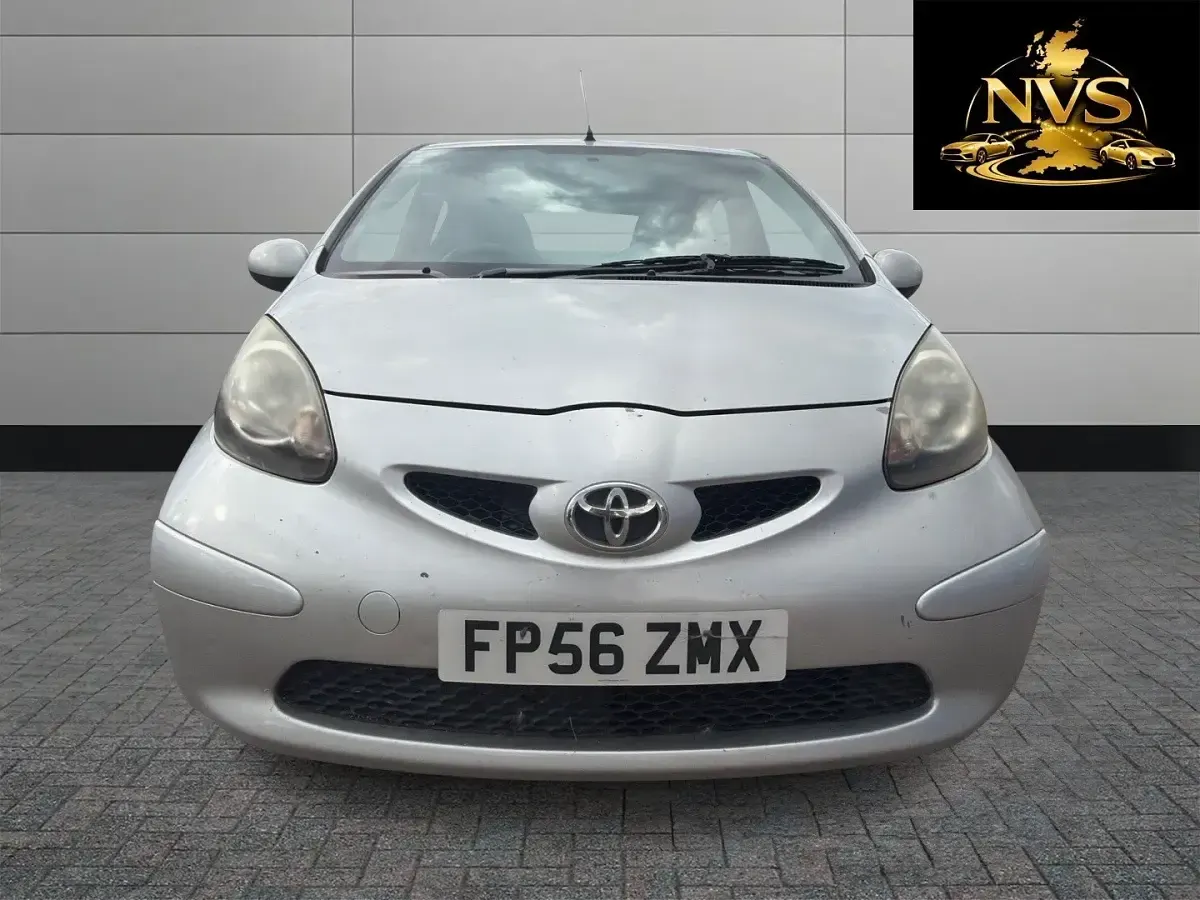 Used Toyota Aygo 2006 Silver Hatchback
