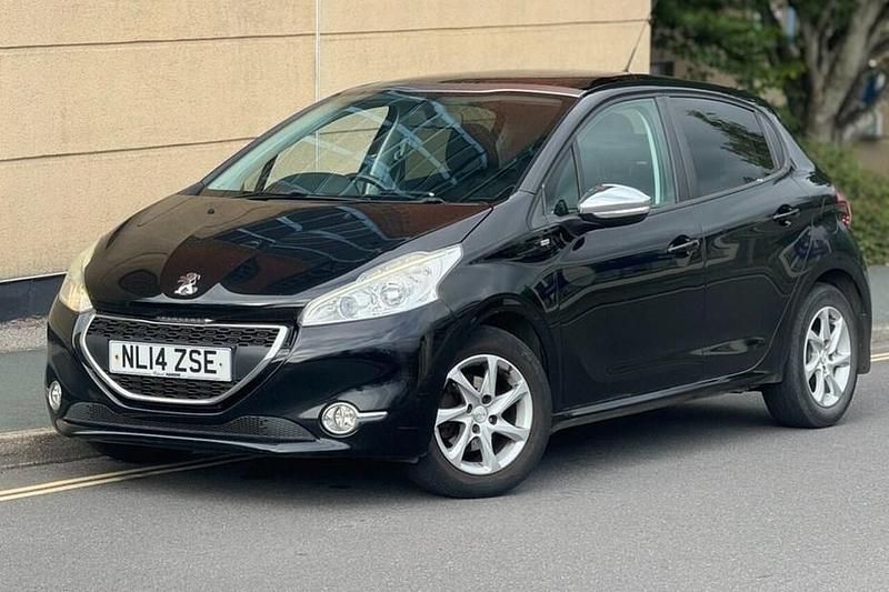 Black Used 2014 Peugeot 208 Style Hatchback | £3,995 (Fair price) - Image 1/1