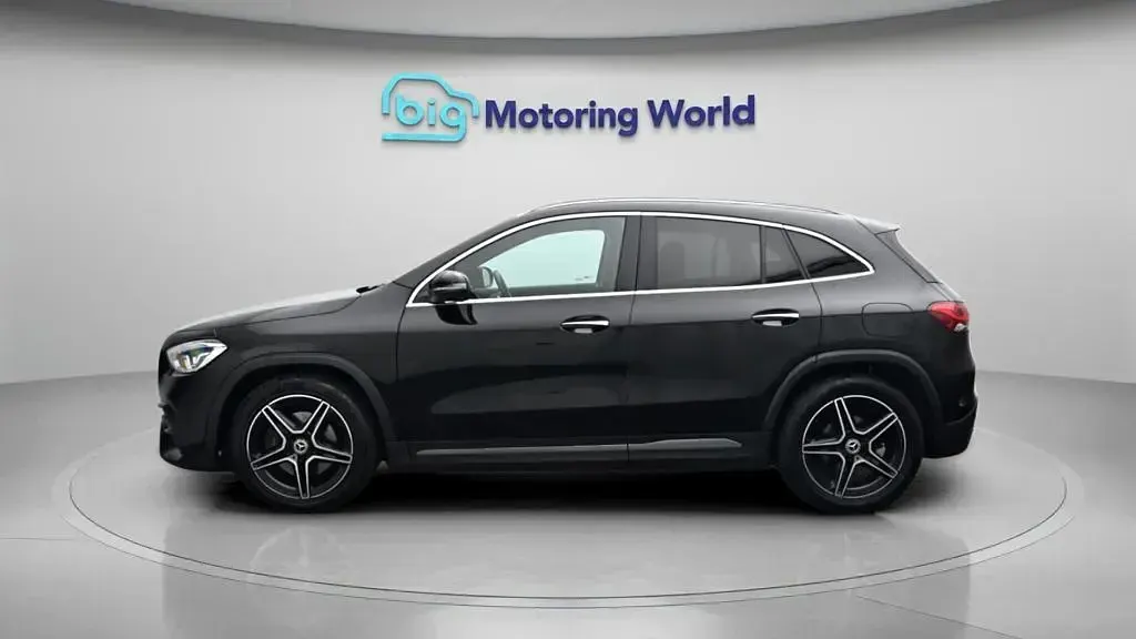 Used Mercedes GLA200 AMG line 163 HP (119 kW) 2023 Black SUV