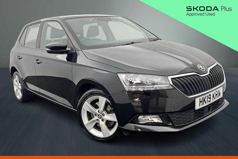 Used Skoda Fabia 81 HP (59 kW) 2019 Black magic pearlescent Hatchback