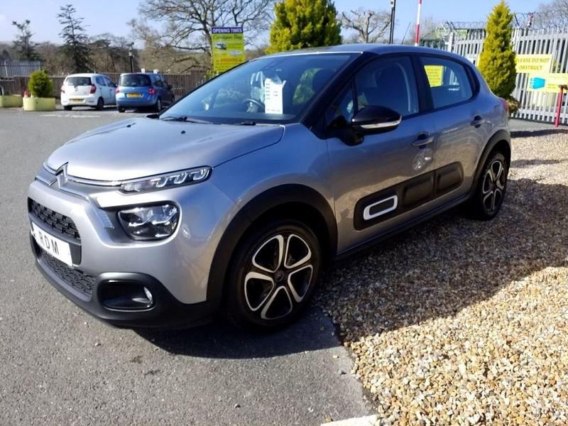 Begagnad Citroën C3 PureTech 2023 Grå Halvkombi