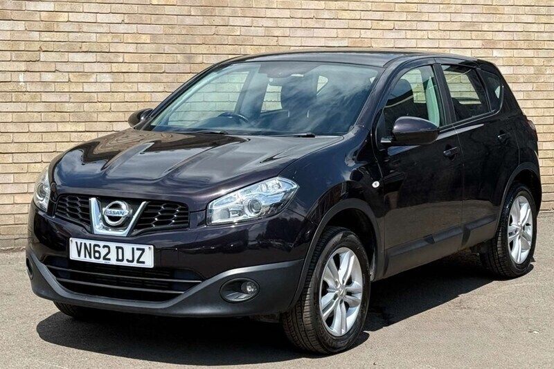 Black Used 2012 Nissan Qashqai Acenta SUV | £3,695 (Fair price) - Image 1/1