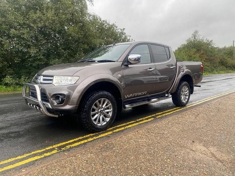 Brown Used 2014 Mitsubishi L200 Warrior Pickup | £9,495 (A bit pricey) - Image 1/4