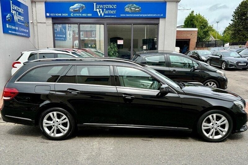 Black Used 2015 Mercedes E220 Premium Estate | £11,975 (Fair price) - Image 1/1