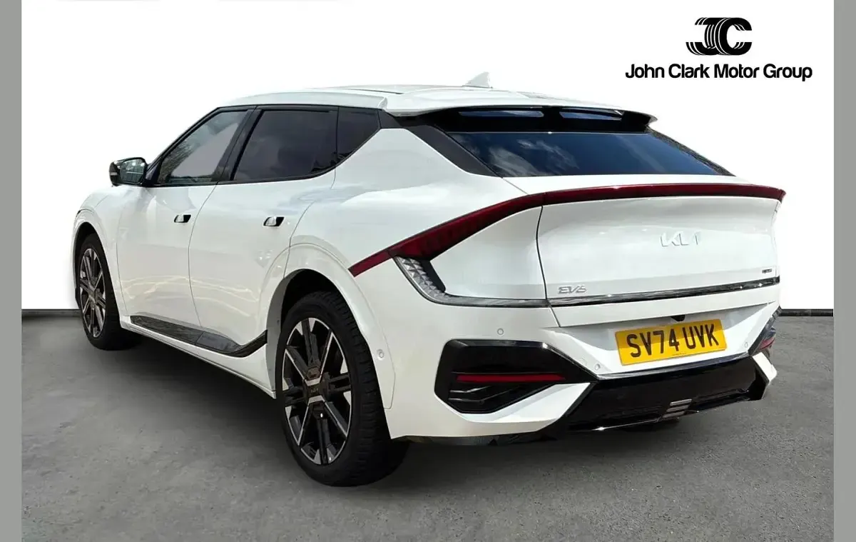 Usado Kia EV6 GT-Line S 167 kW (228 HP) 2024 Branco SUV