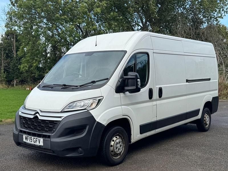 White Used 2019 Citroën Relay Van | £8,494 (Fair price) - Image 1/4