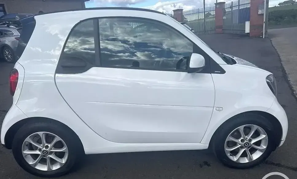Usado Smart ForTwo Coupé Passion 71 HP (52 kW) 2018 Branco Coupé