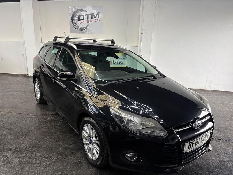 Used Ford Focus Titanium 115 HP (84 kW) 2011 Black Estate