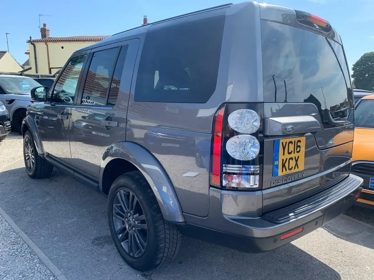 Used Land Rover Discovery 4 Graphite 2016 Grey SUV