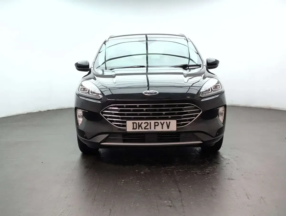 Used Ford Kuga Titanium 120 HP (88 kW) 2021 Black SUV