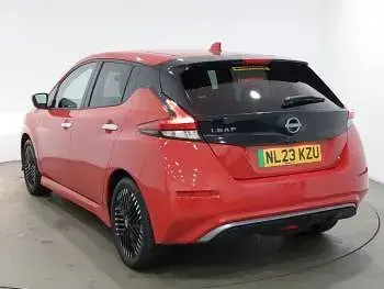 Used Nissan Leaf N-Connecta 110 kW (150 HP) 2023 Red Hatchback