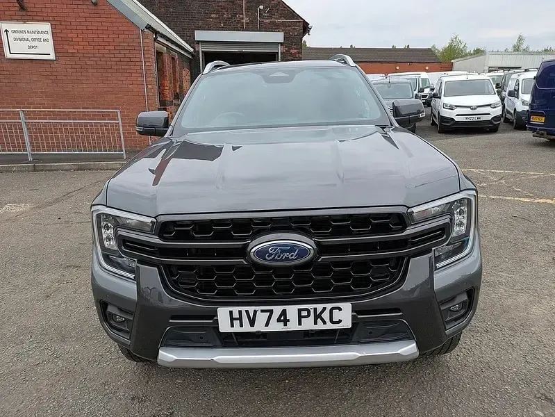 Usado Ford Ranger Wildtrack 2024 Gris Pickup/Camioneta