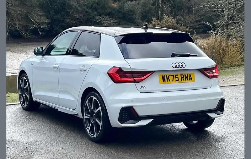 Used Audi A1 Black Edition 113 HP (83 kW) 2025 White SUV