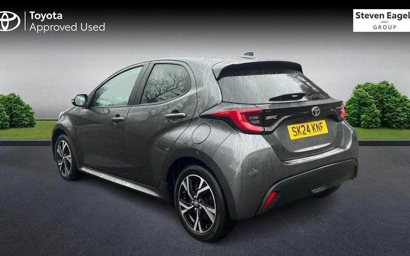 Used Toyota Yaris Hybrid Design 116 HP (85 kW) 2025 Hatchback