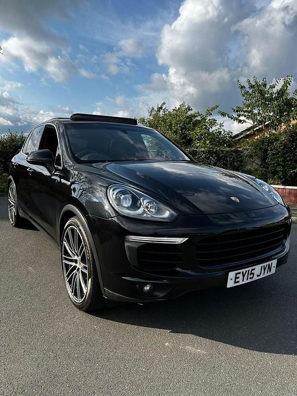 Used Porsche Cayenne S E-Hybrid 2015 Black SUV