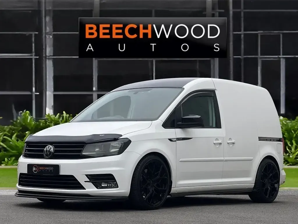 Used VW Caddy Highline 122 HP (89 kW) 2018 White MPV