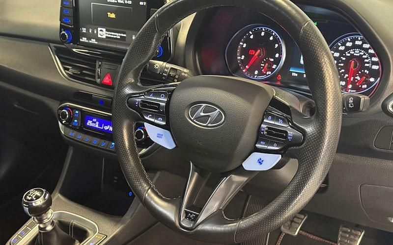 Used Hyundai i30 275 HP (202 kW) 2020 Hatchback