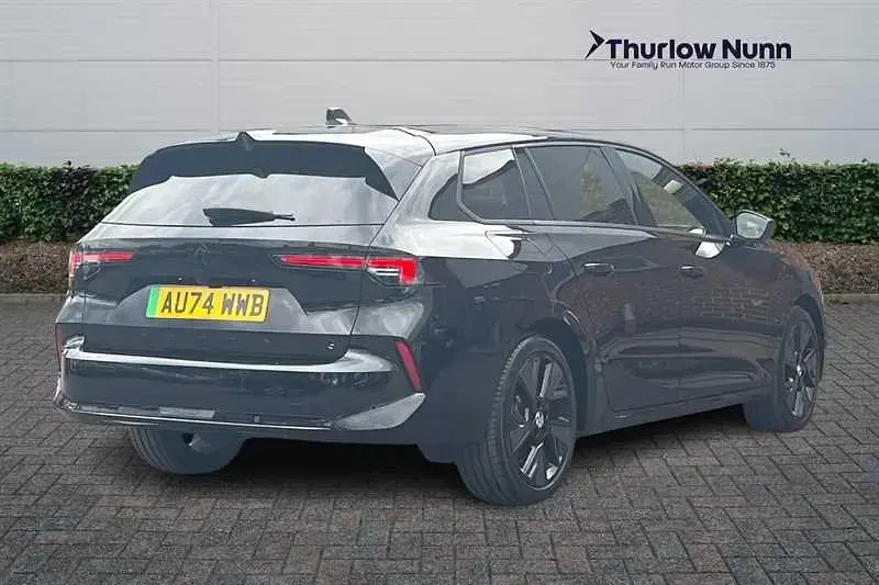 Used Vauxhall Astra 114 kW (156 HP) 2024 Black Estate