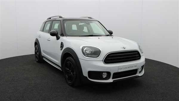 White Used 2019 Mini Cooper Countryman SUV | £14,995 (Good price) - Image 1/1
