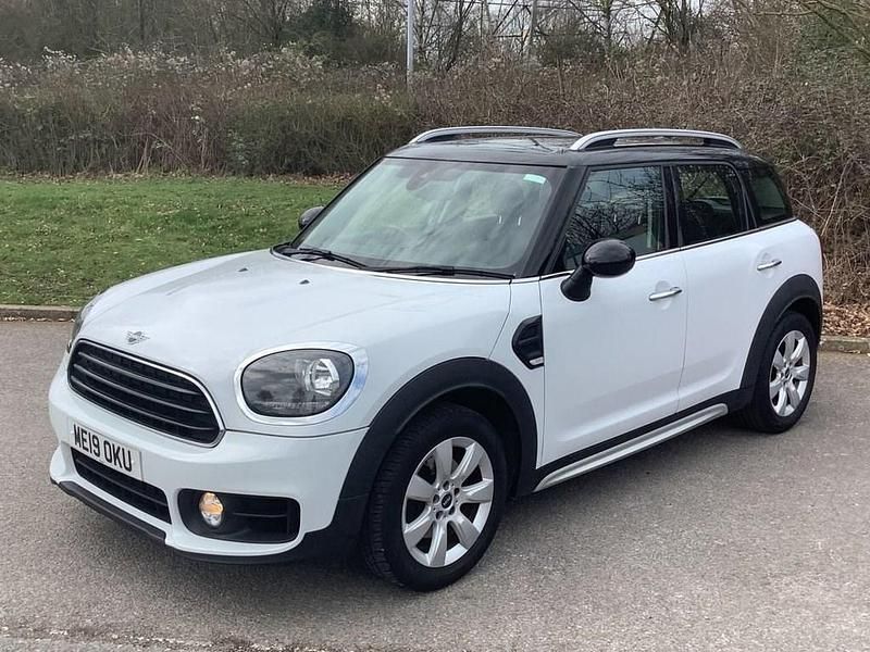 Used Mini Cooper Classic 136 HP (100 kW) 2019 White Hatchback