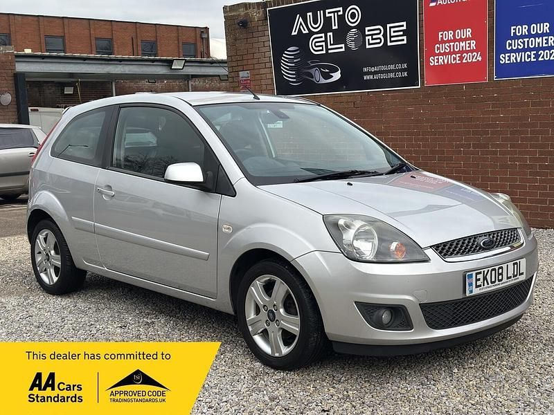 Used Ford Fiesta Zetec 2008 Silver Hatchback