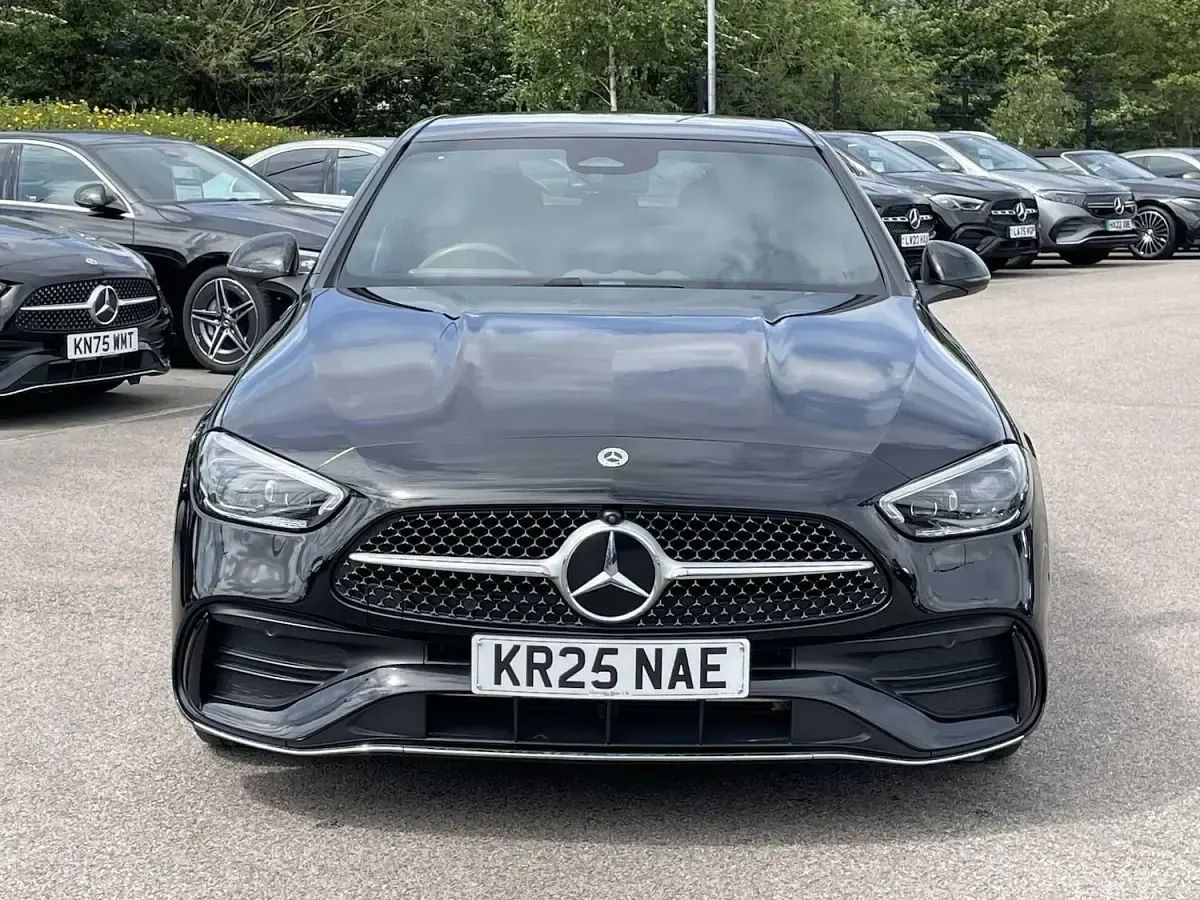Used Mercedes C200 AMG Line Premium Plus 221 HP (162 kW) 2025 Black Sedan