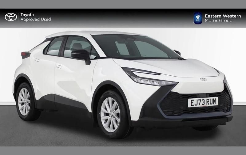 White Used 2024 Toyota C-HR SUV | £22,999 (Good price) - Image 1/4