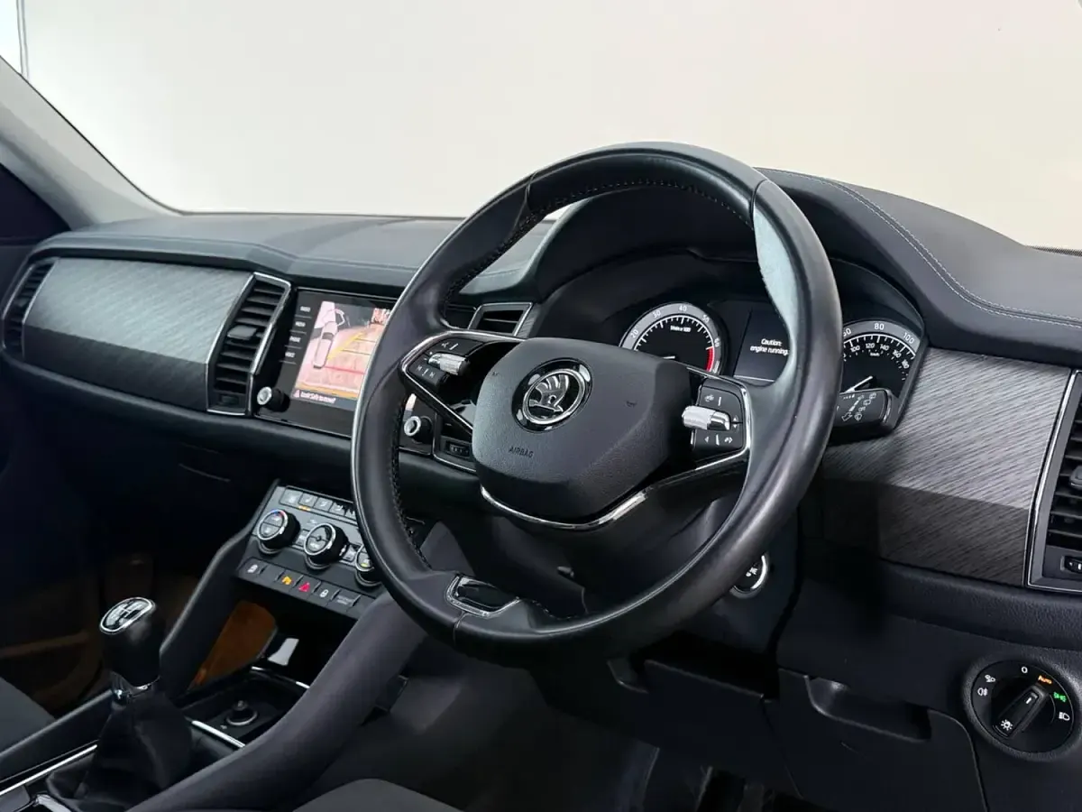 Used Skoda Kodiaq SE L 150 HP (110 kW) 2021 White SUV