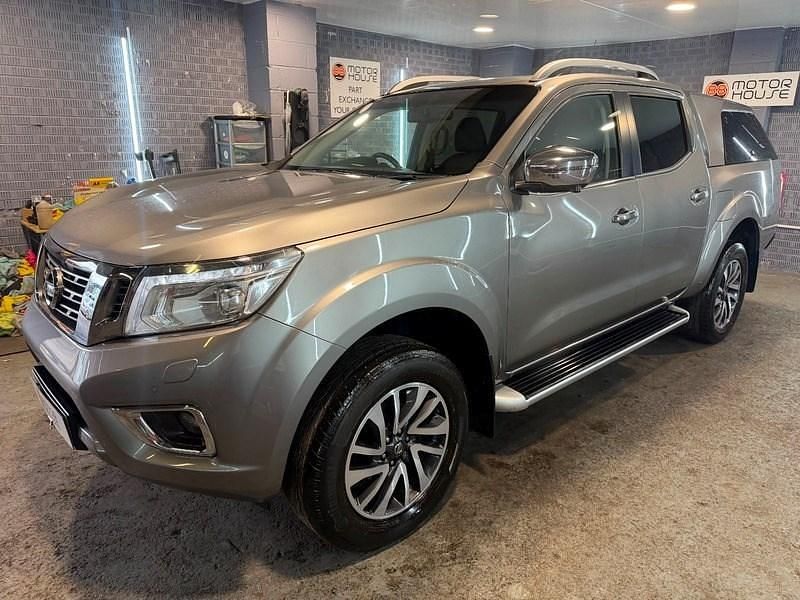 Used Nissan Navara Tekna 2016 Grey Pickup