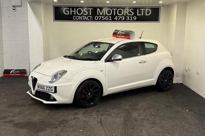 Used Alfa Romeo MiTo Super 95 HP (69 kW) 2016 White Hatchback